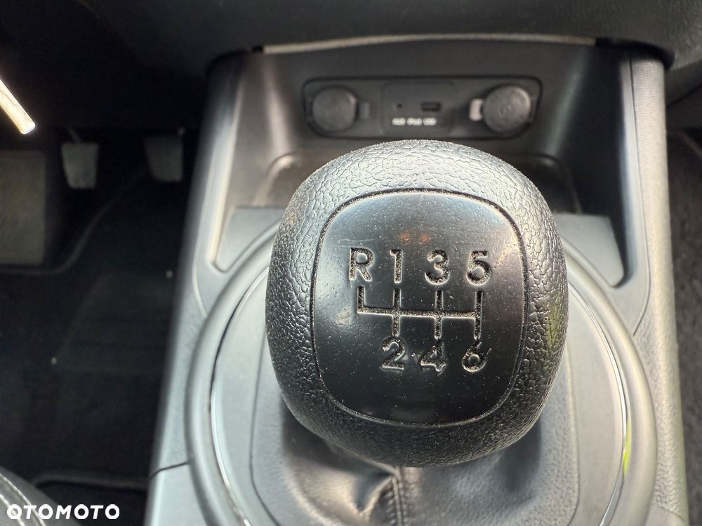 Kia Sportage 1.6 GDI 2WD ISG Attract - 15