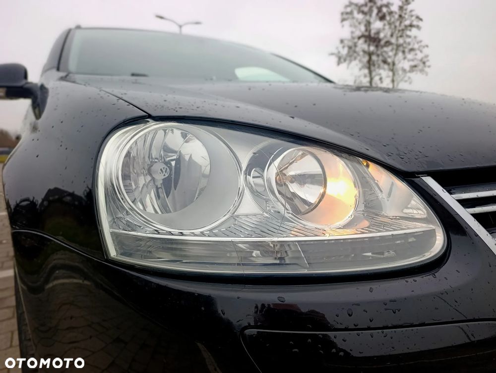 Volkswagen Golf 1.9 TDI DPF Trendline - 24