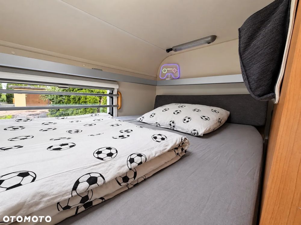 KNAUS SUN TRAVELLER - 21