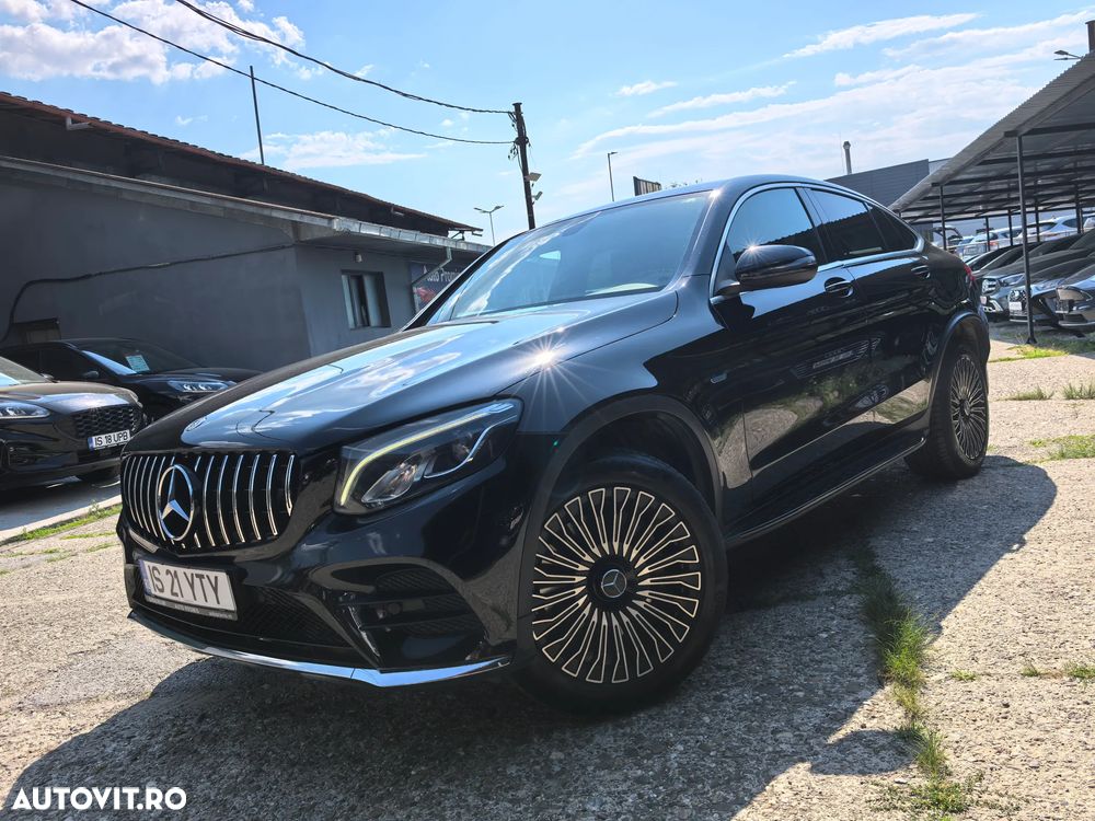 Mercedes-Benz GLC Coupe 300 e 4Matic 9G-TRONIC AMG Line - 2
