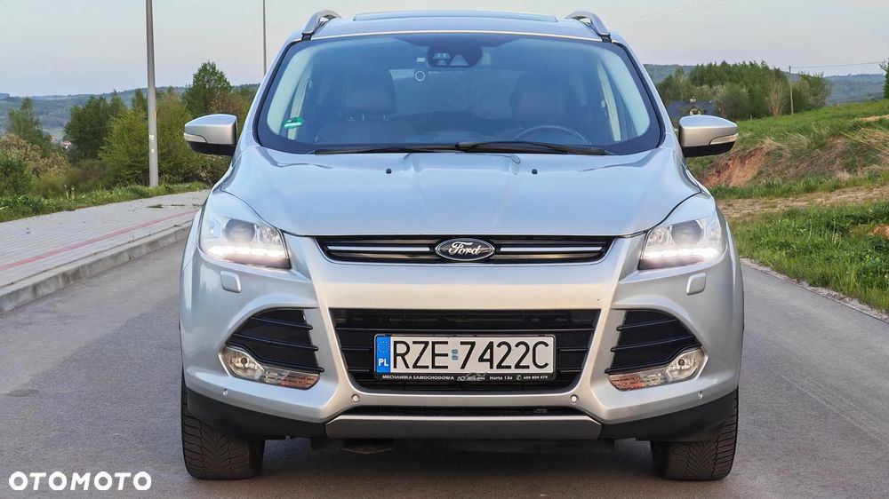 Ford Kuga 2.0 TDCi 4x4 Titanium - 2