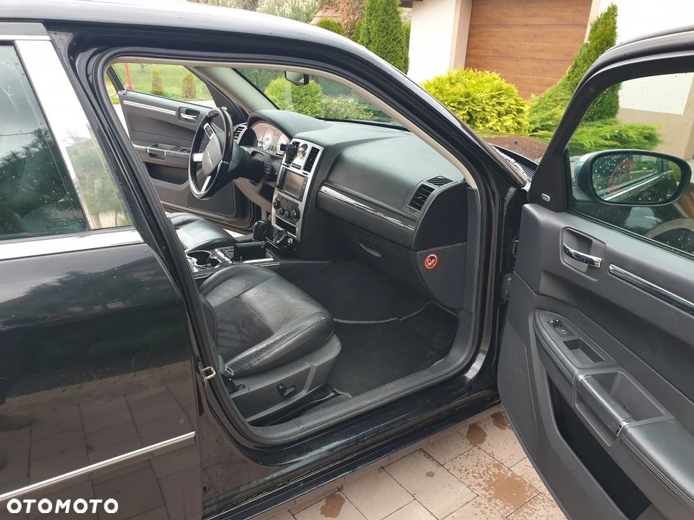 Chrysler 300C 3.0 V6 CRD - 6