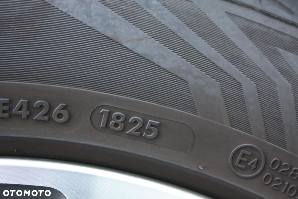 Kia Stonic 1.0 T-GDI 120 Spirit - 28