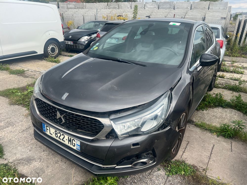 Citroën DS4 1.6 e-HDi SoChic MCP - 1