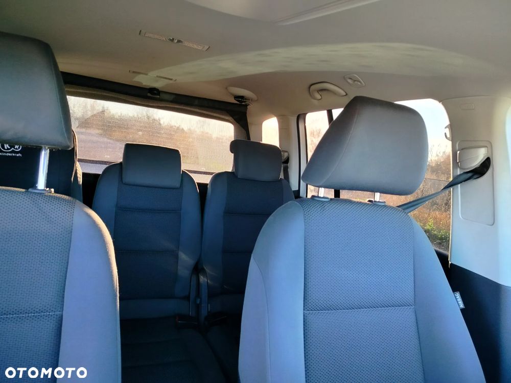 Volkswagen Touran 1.6 TDI DPF BlueMotion Technology Comfortline - 12