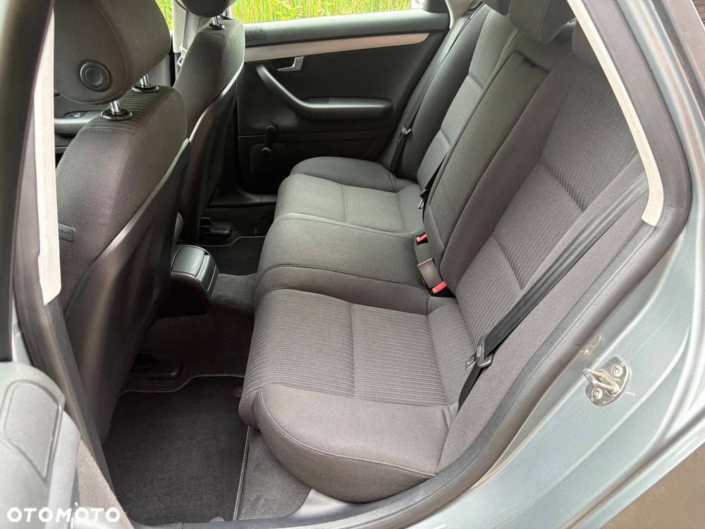 Audi A4 Avant 2.0 TDI Multitronic - 16