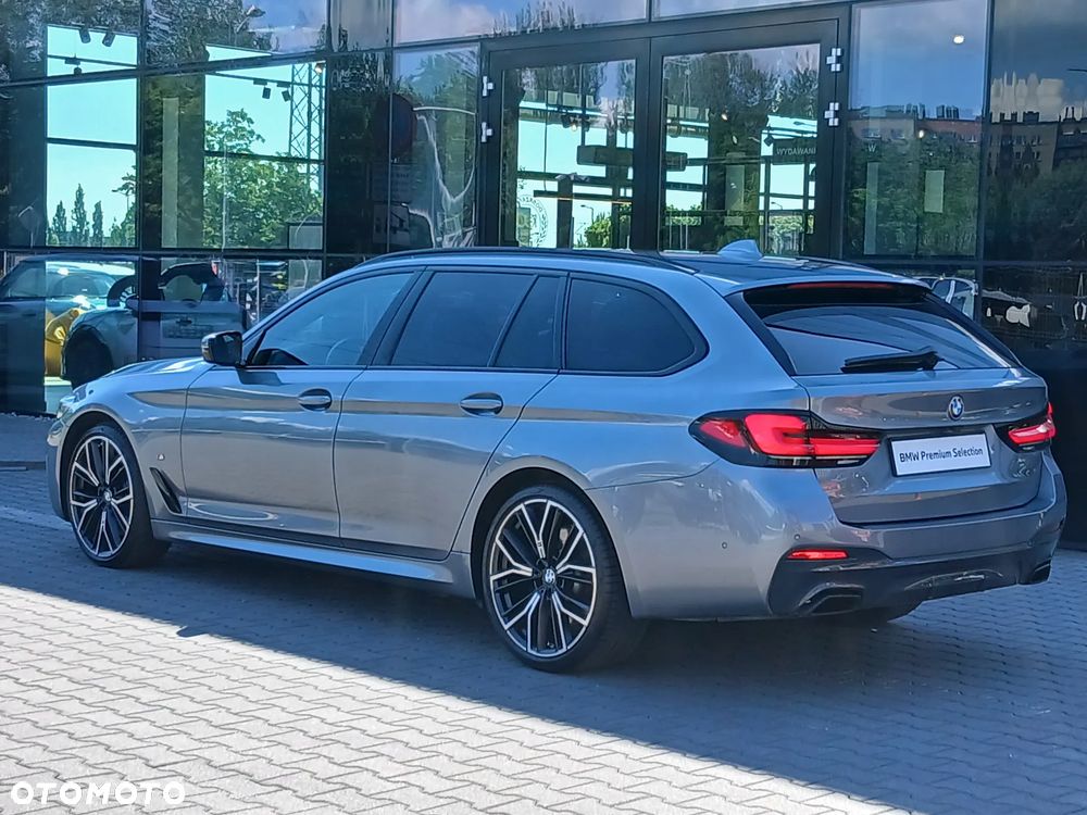 BMW Seria 5 530d xDrive mHEV M Sport sport - 10