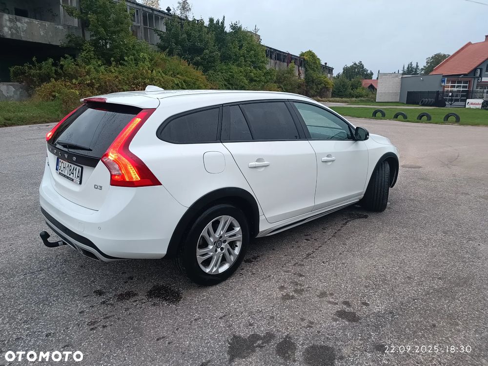 Volvo V60 Cross Country - 6