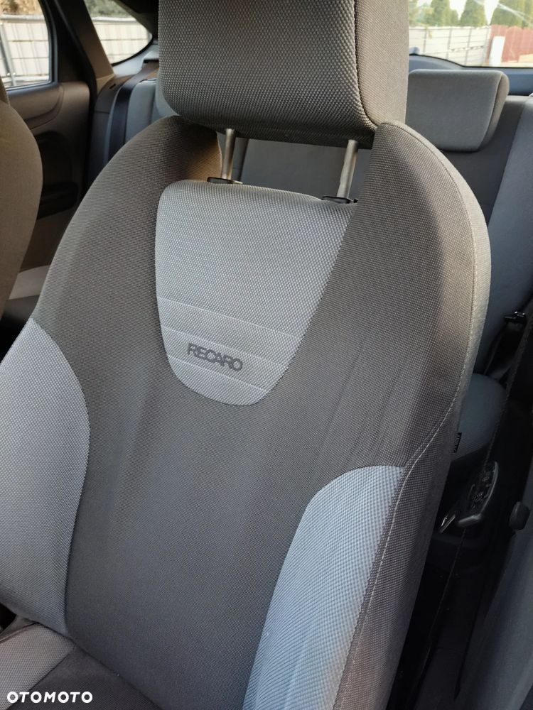 Ford Focus - 9