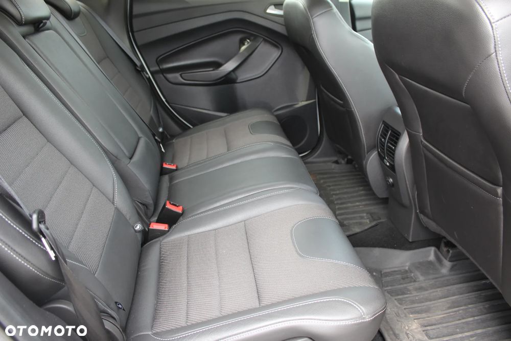 Ford Kuga 2.0 TDCi 4x4 Titanium - 9