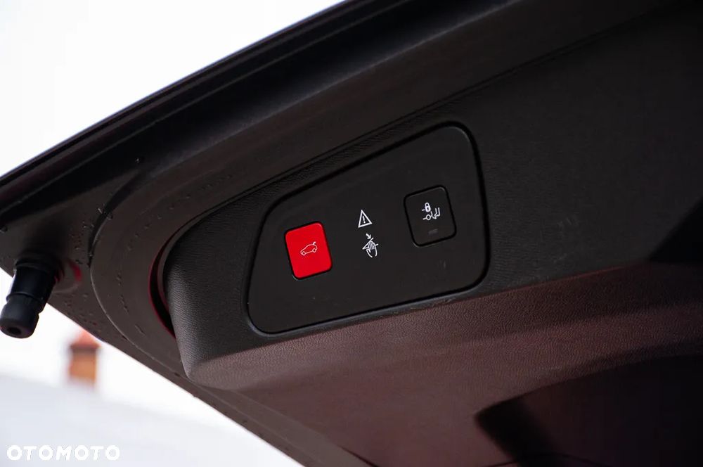 Peugeot 3008 PureTech 130 Stop & Start GPF Allure Business-Paket - 29