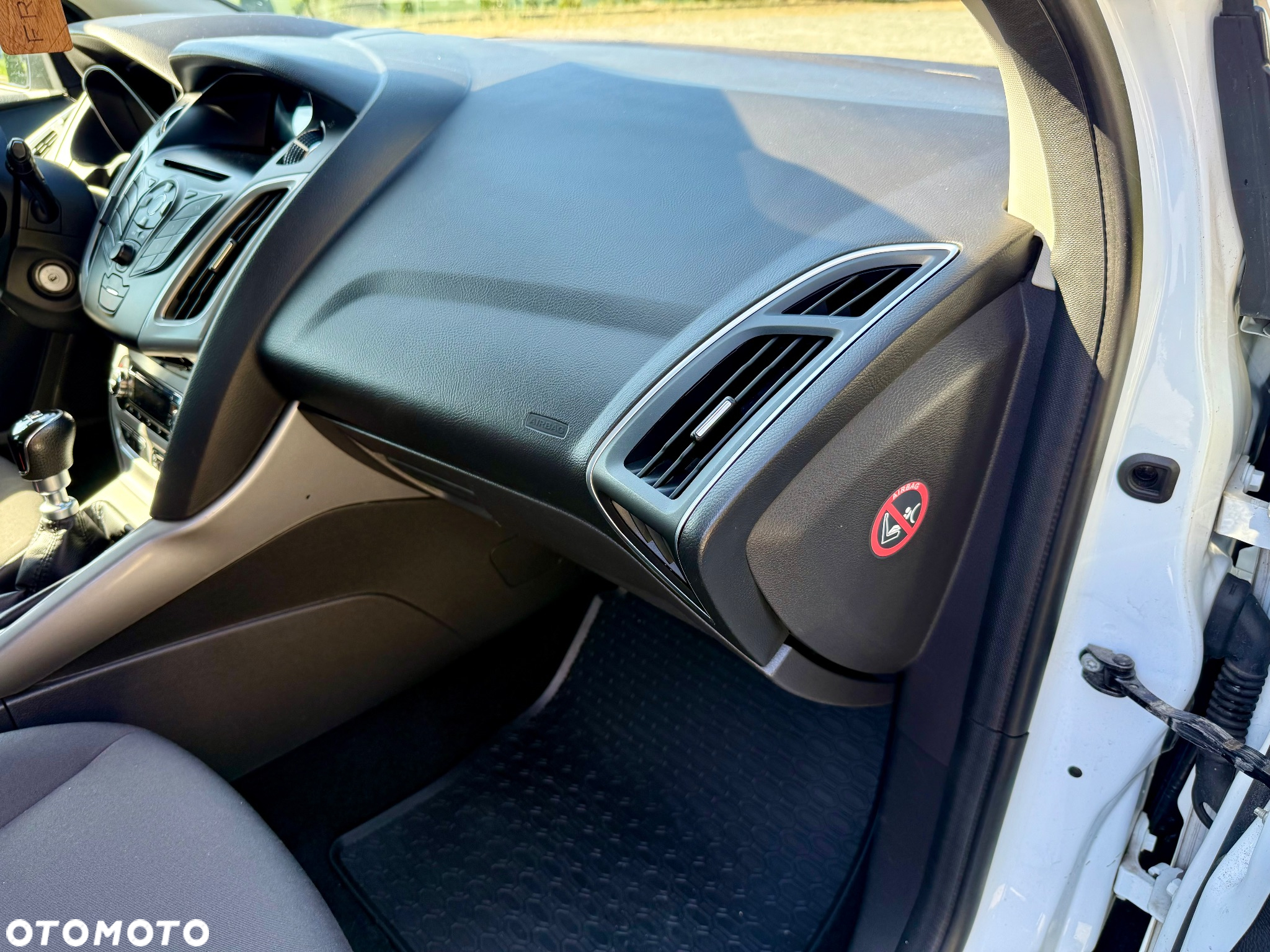Ford Focus 1.0 EcoBoost Titanium - 16