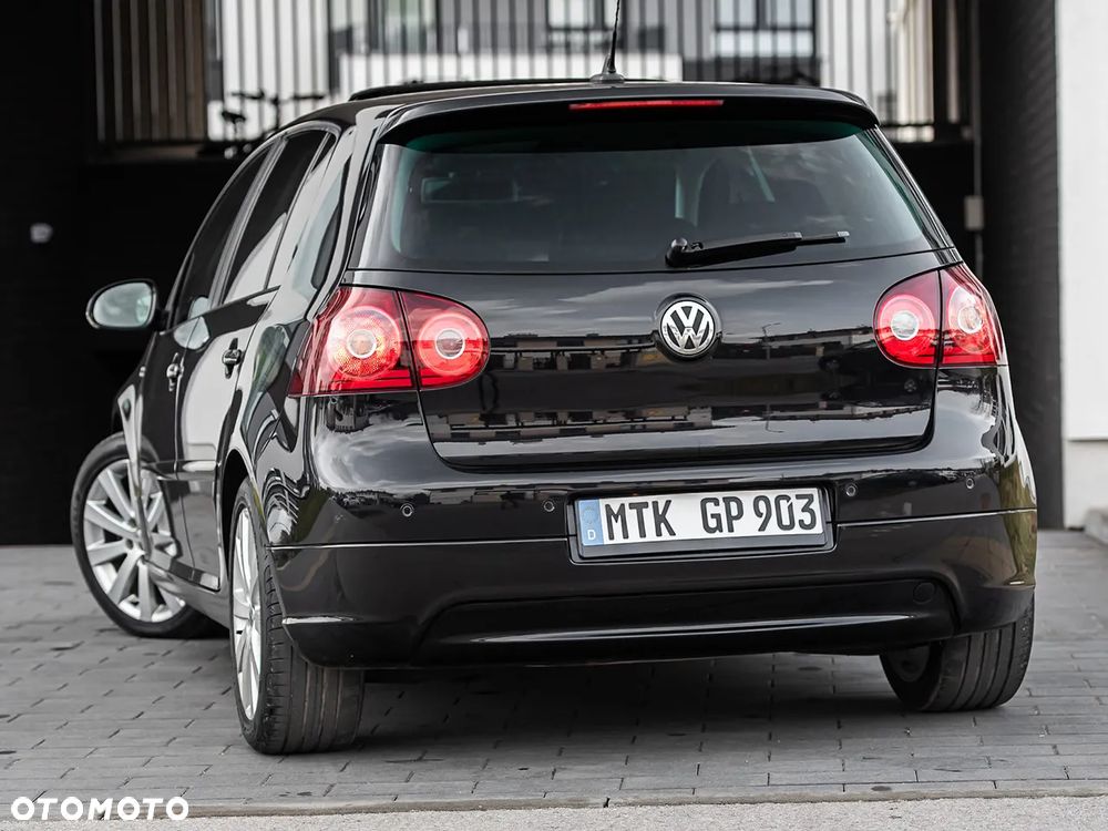 Volkswagen Golf - 8