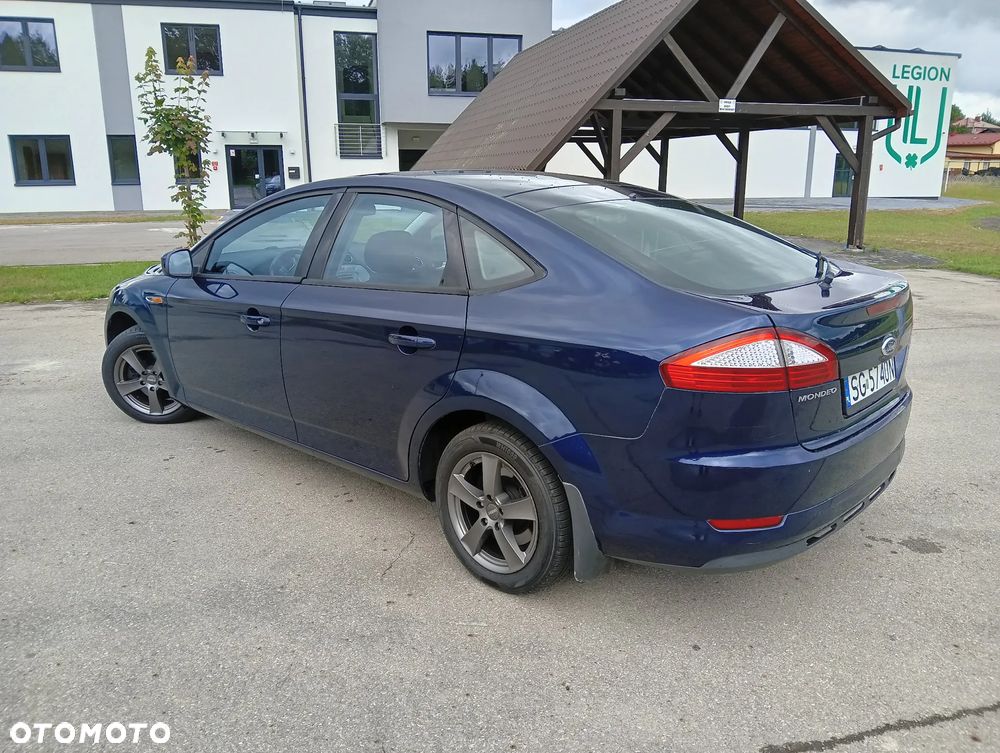 Ford Mondeo - 10