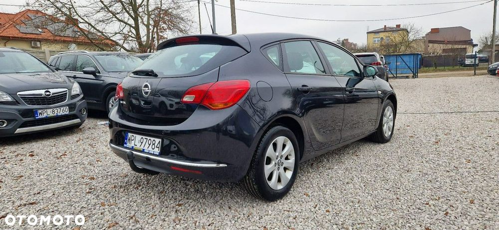 Opel Astra - 11