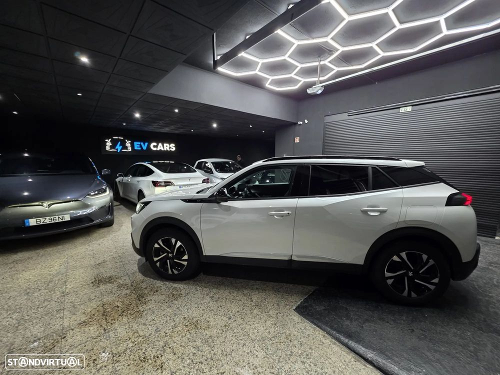 Peugeot e-2008 Allure Pack - 13