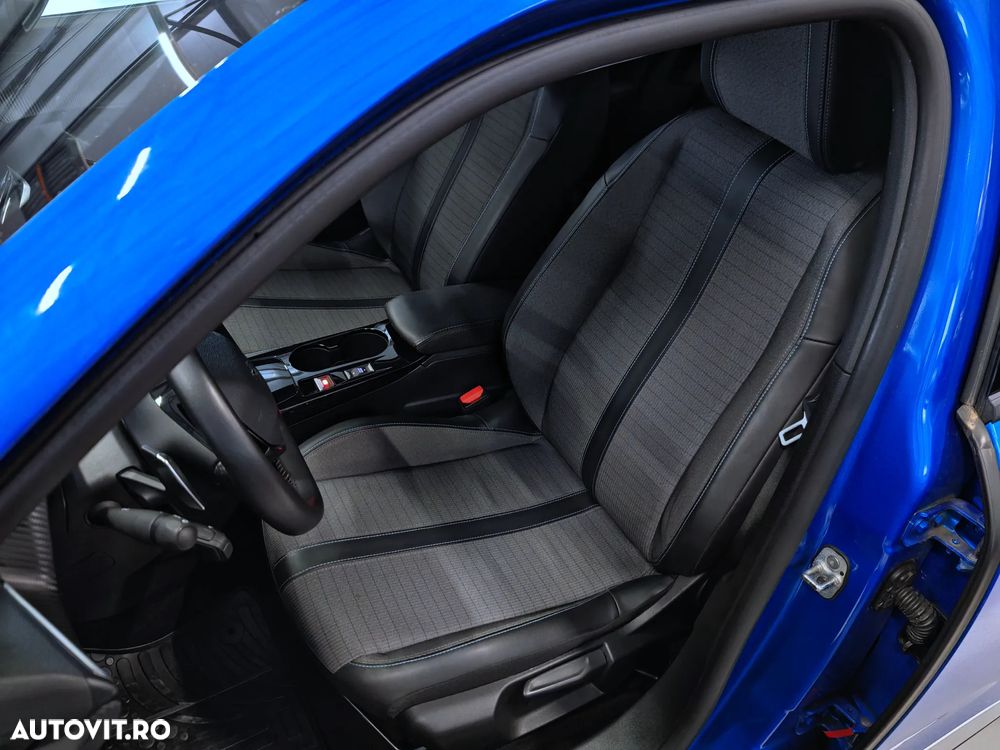 Peugeot 2008 PureTech 130 EAT8 Allure - 8