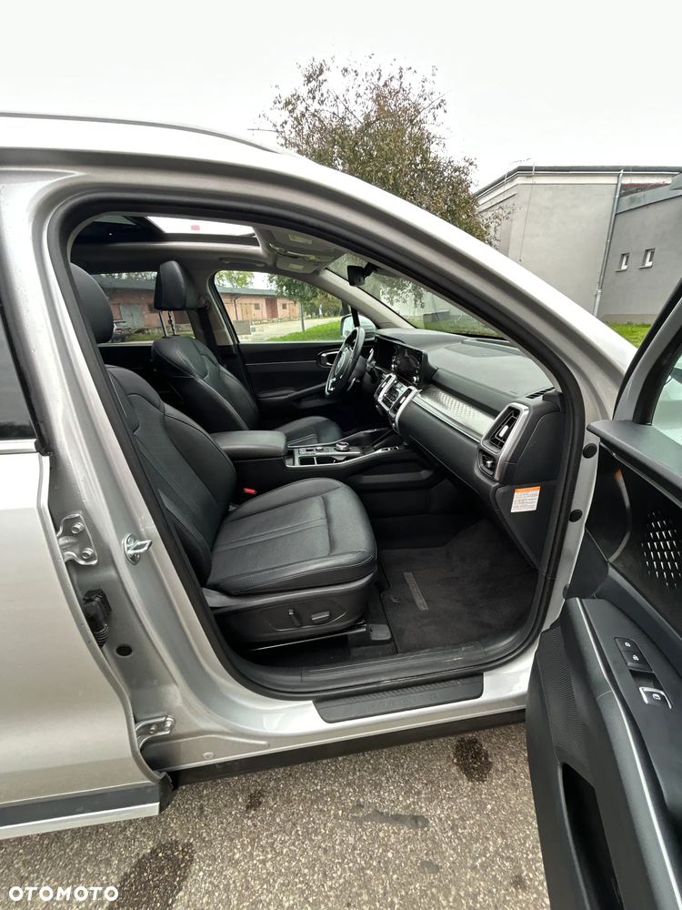 Kia Sorento - 33