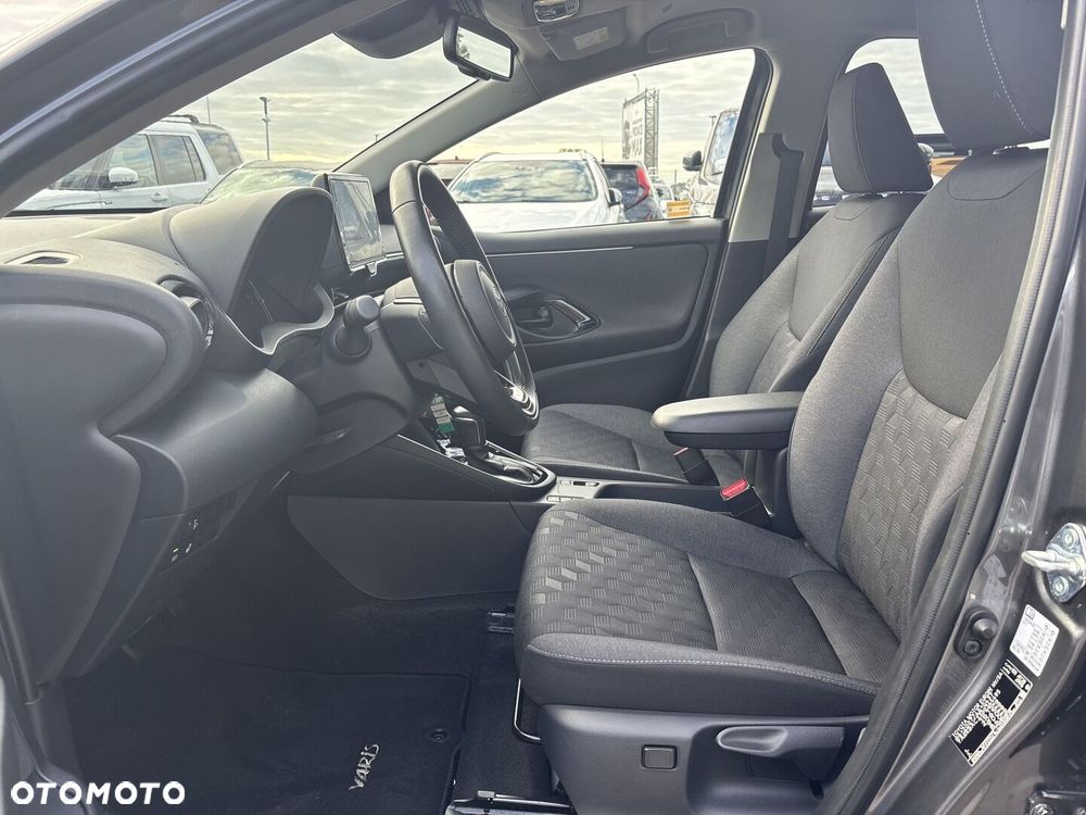 Toyota Yaris Hybrid 1.5 Style - 10