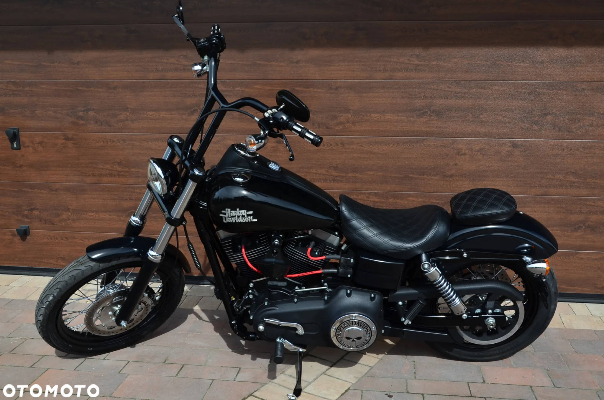 Harley-Davidson Dyna Street Bob - 8