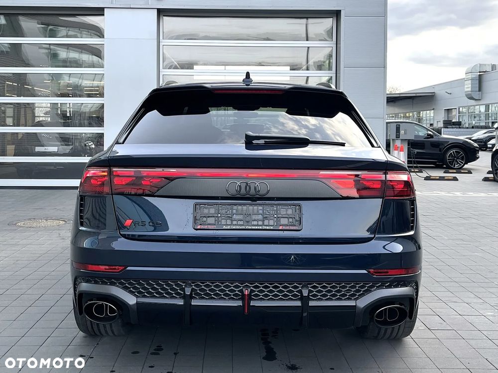 Audi RS Q8 - 10