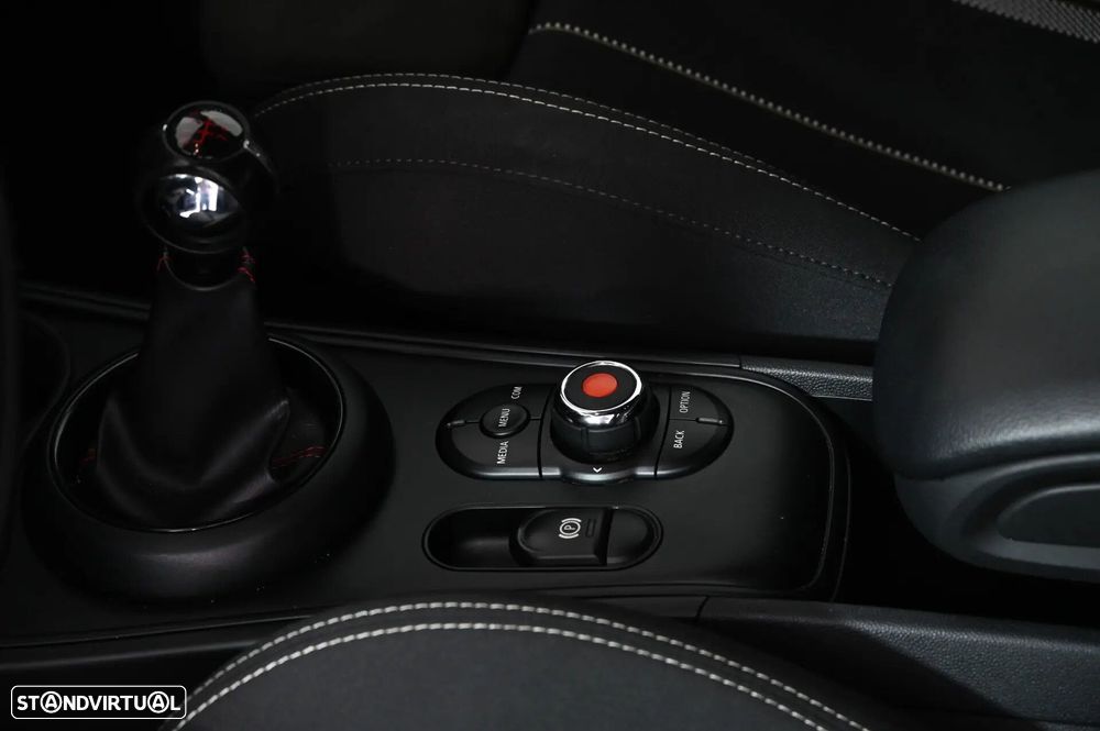 MINI Countryman Cooper D - 24