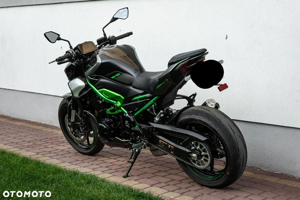 Kawasaki Z - 9