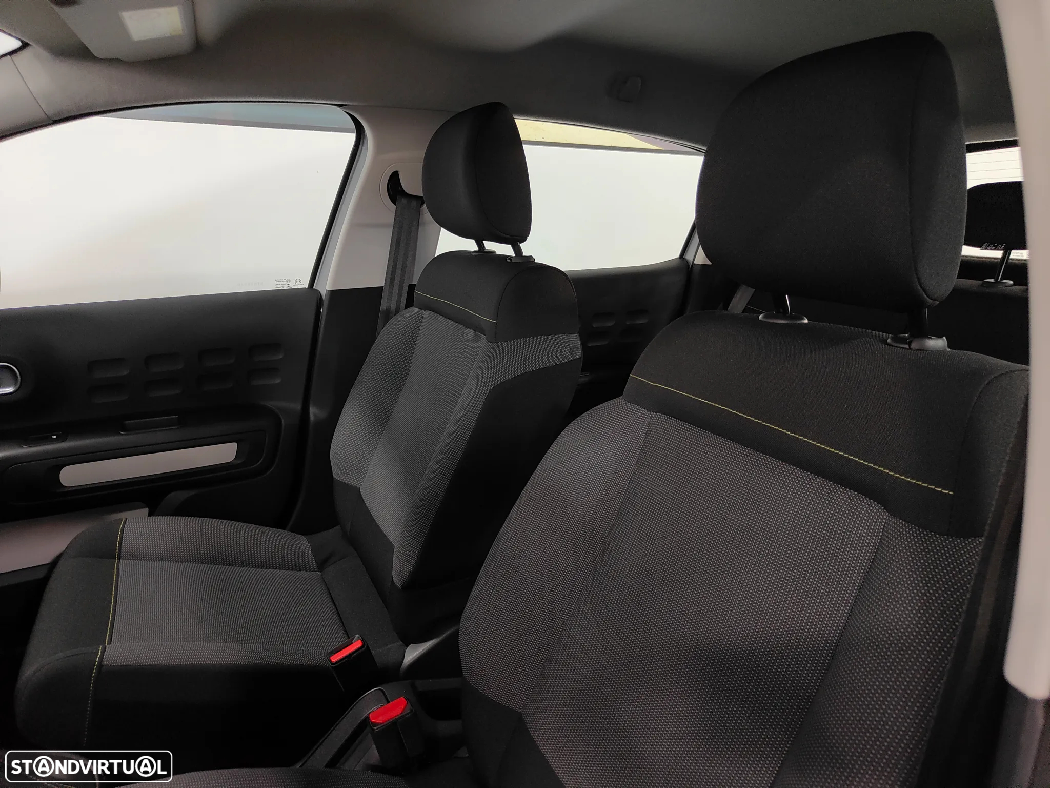 Citroën C3 1.2 PureTech Feel EAT6 - 25
