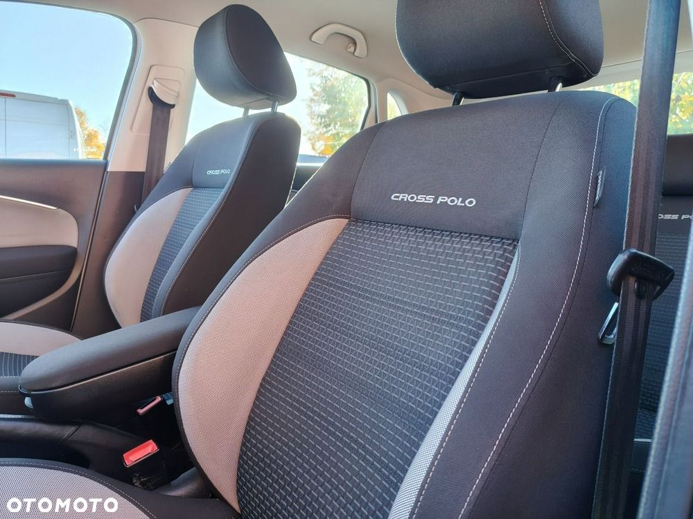 Volkswagen Polo Cross - 14