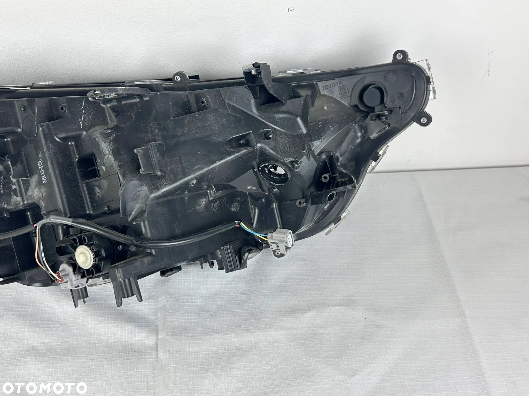 Toyota RAV4 V 2019- Przednia Lewa lampa reflektor - 6