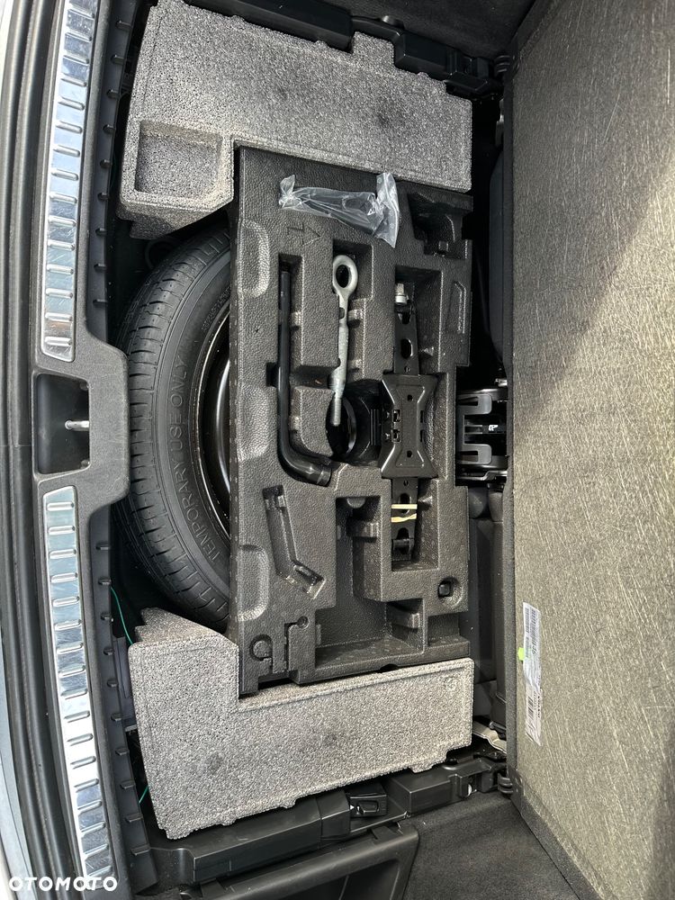 Volvo XC 90 T6 AWD Momentum 7os - 24