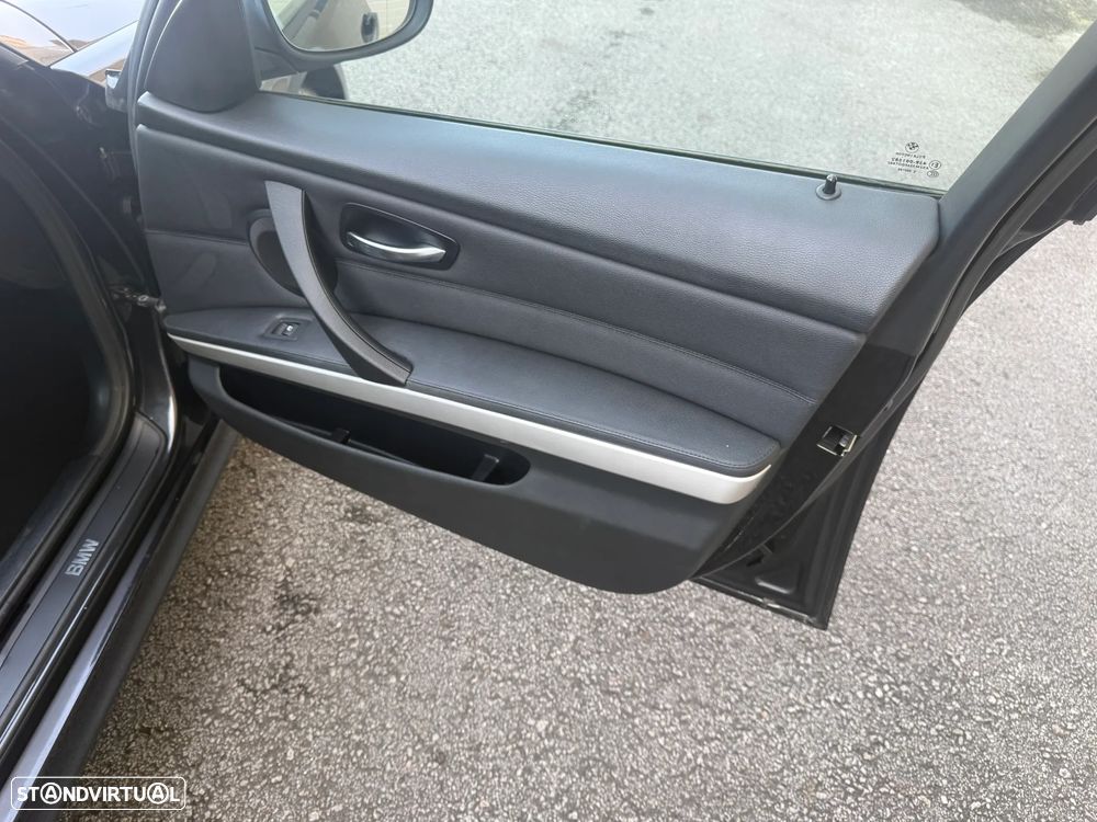 BMW 316 d - 16