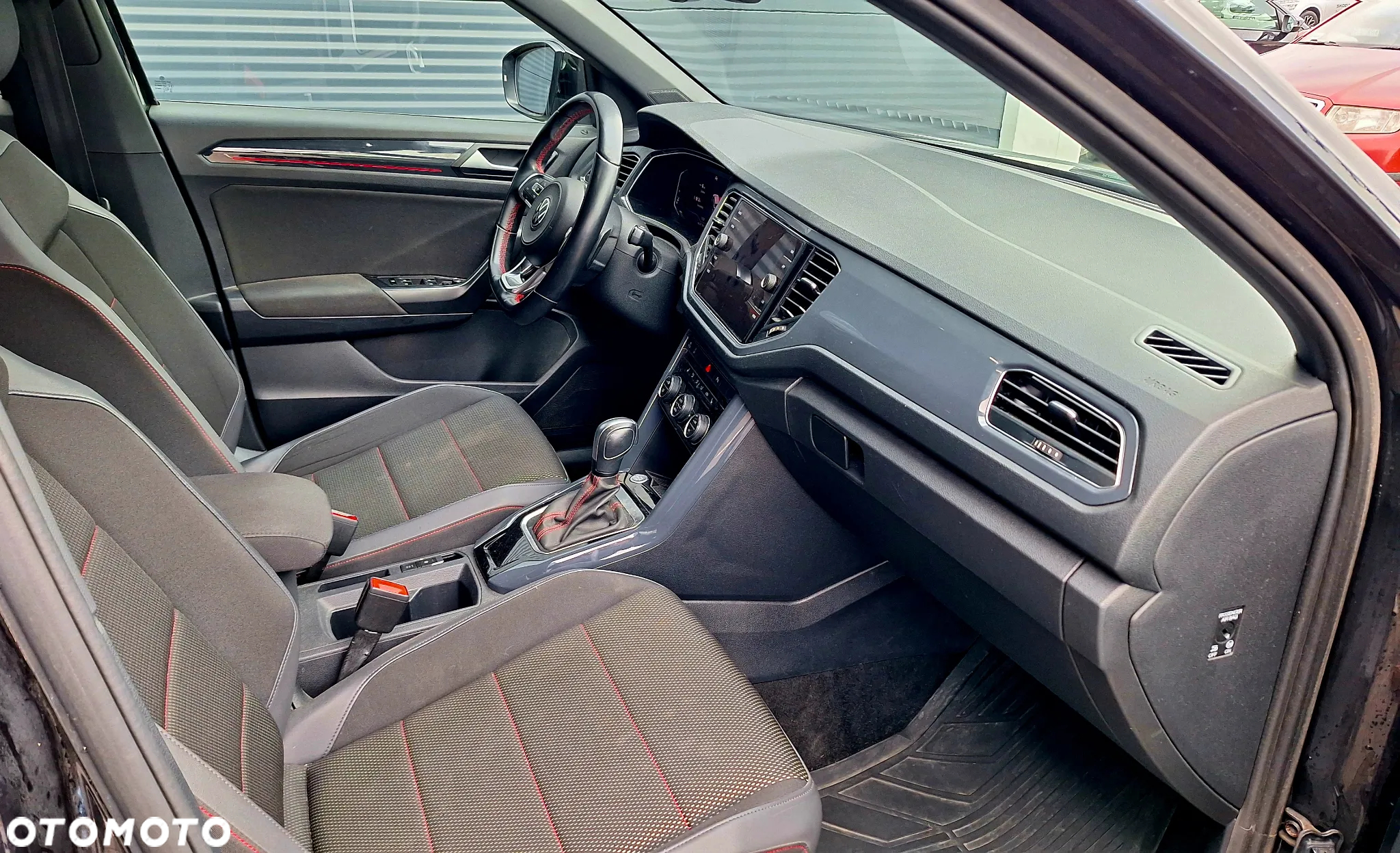 Volkswagen T-Roc 1.5 TSI GPF ACT Premium DSG - 18