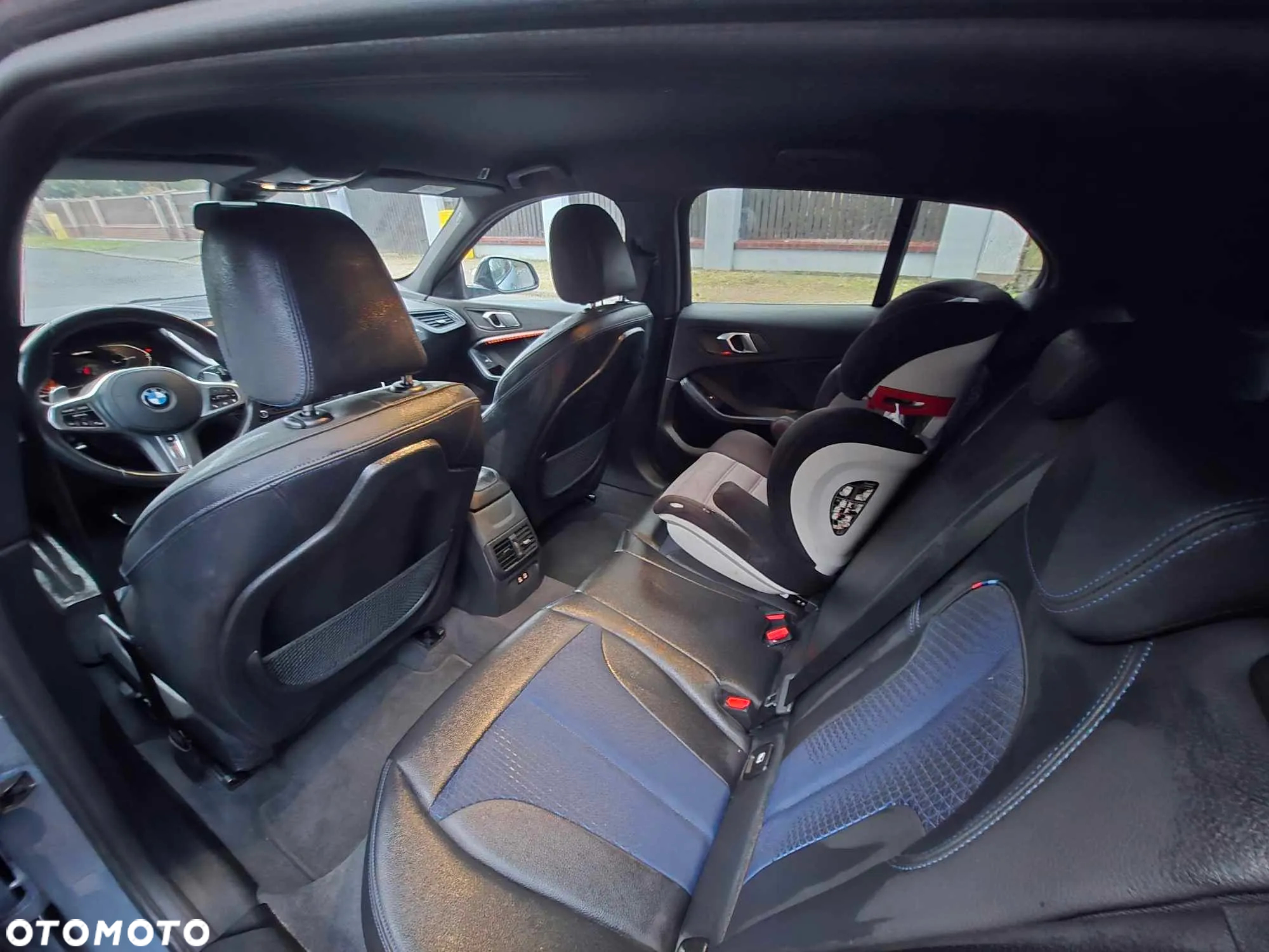 BMW Seria 1 - 22