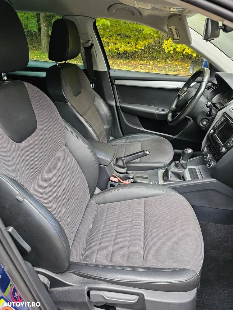 Skoda Octavia 2.0 TDI (Green tec) 4x4 Ambition - 2