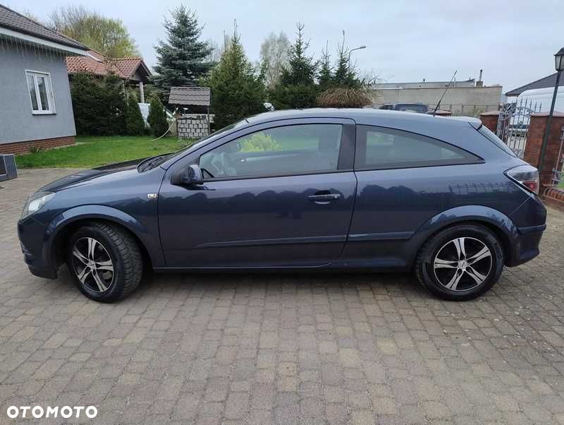 Opel Astra - 2