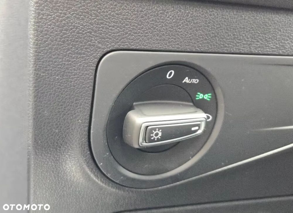 Volkswagen Tiguan - 16