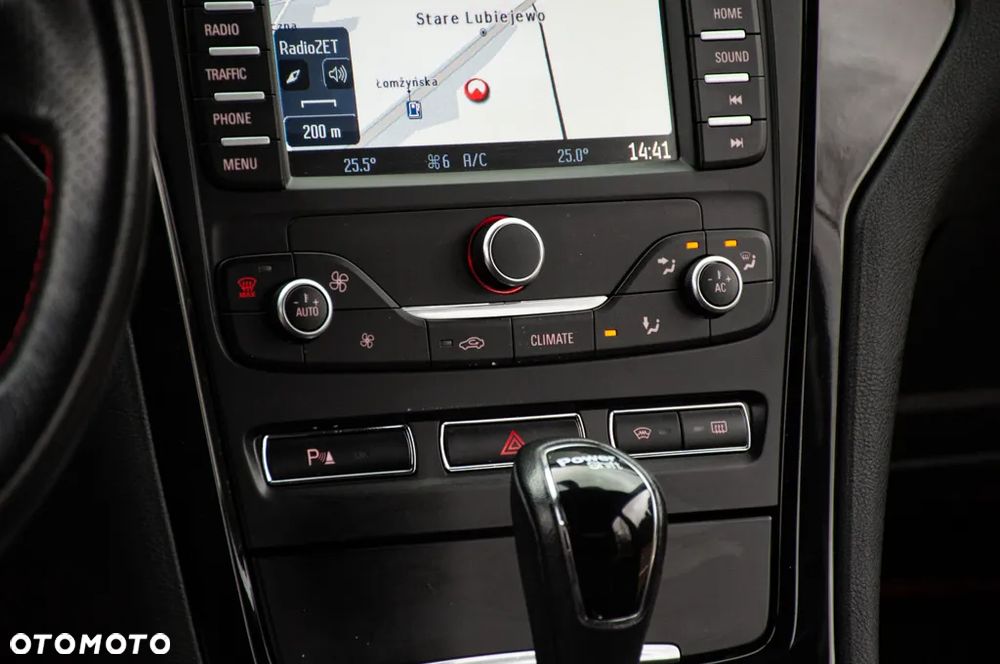 Ford Mondeo 2.0 EcoBoost Titanium S - 32