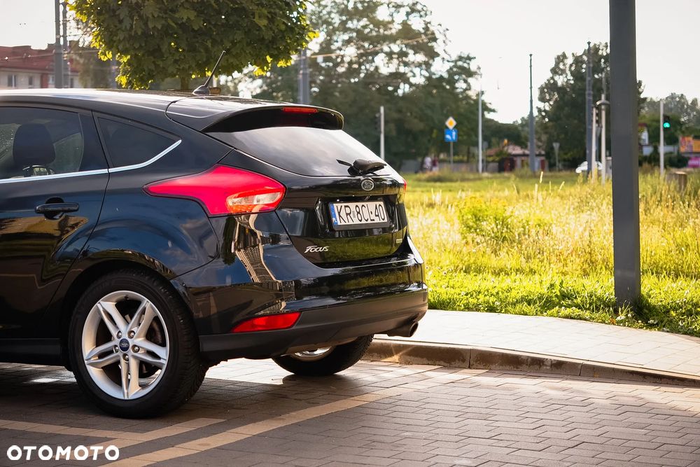 Ford Focus 1.5 EcoBoost Titanium ASS - 8