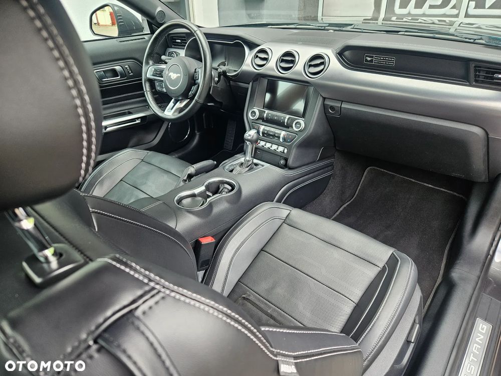 Ford Mustang - 15