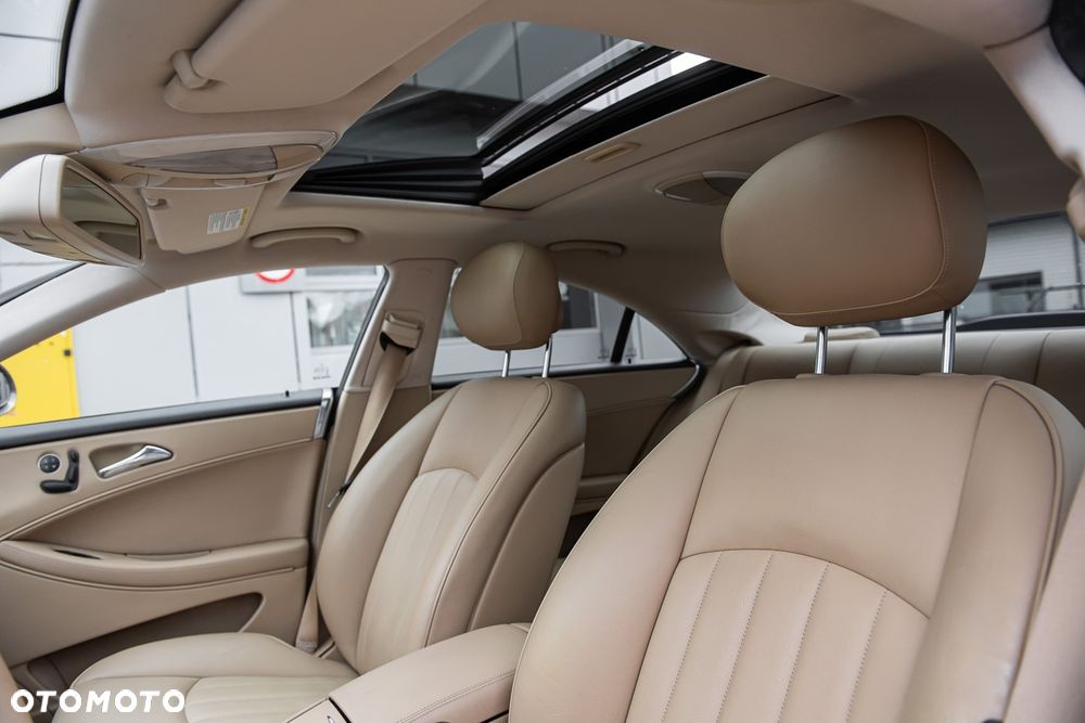 Mercedes-Benz CLS - 17