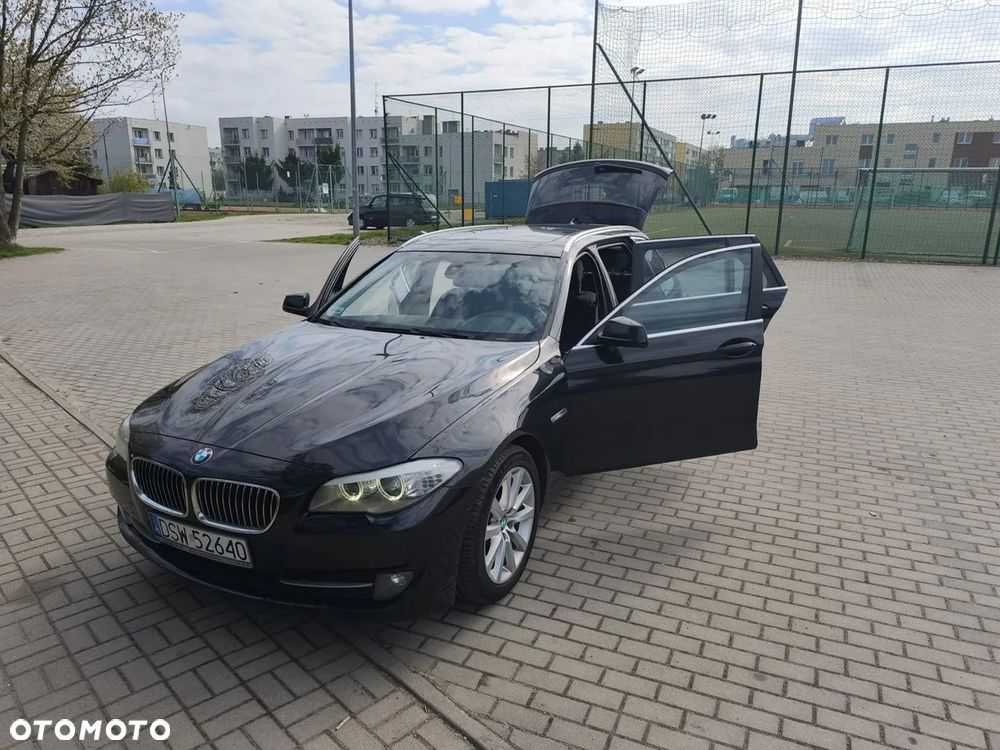 BMW Seria 5 520d - 11