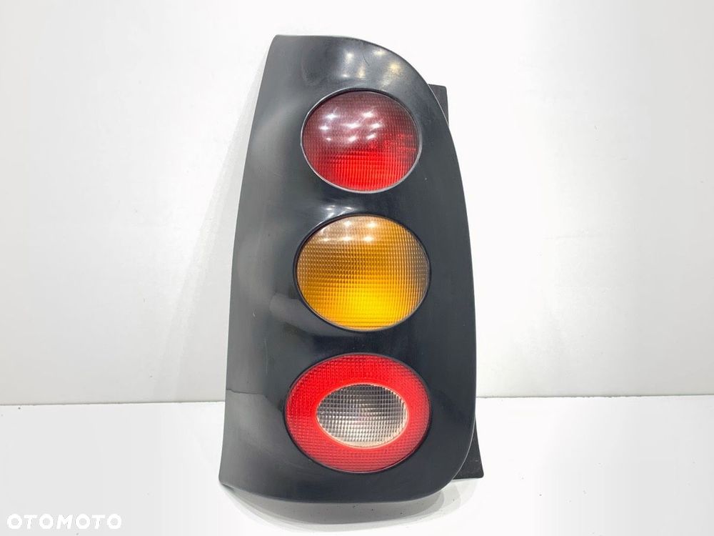 LAMPA LEWY TYŁ  SMART FORTWO coupe (450) 2004 - 2007 0.6 (450.332) 45 kW [61 KM] benzyna 2004 - - 1