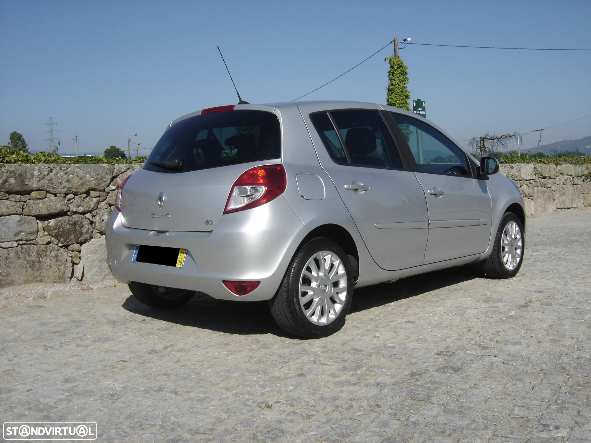 Renault Clio 1.5 dCi Dynamique S - 2