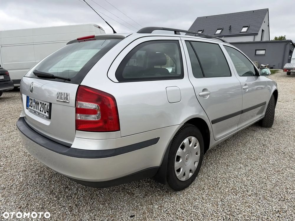 Skoda Octavia 2006 photo 5