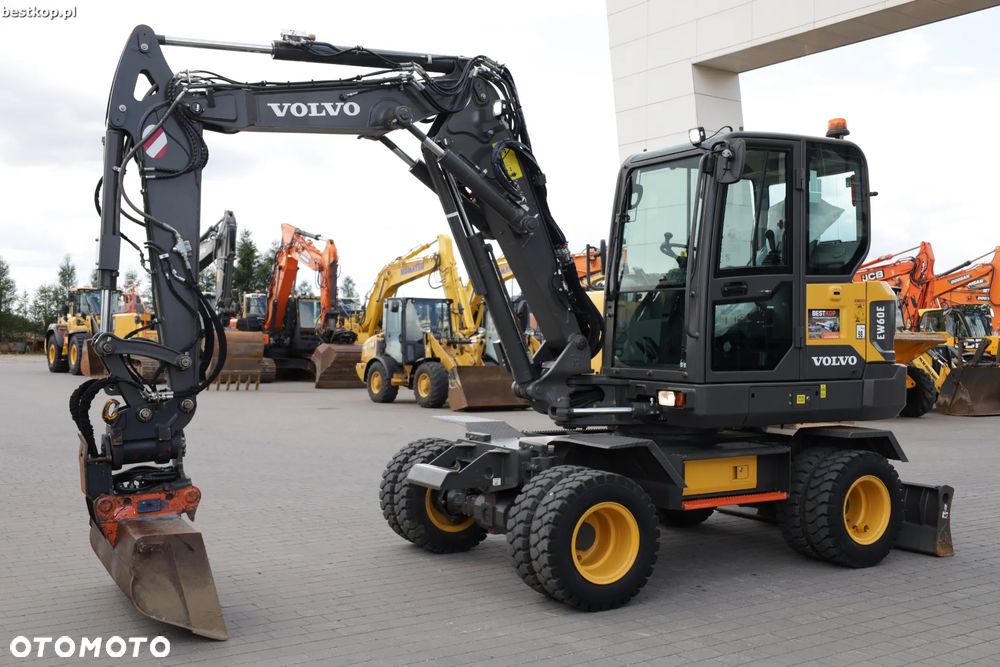 Volvo EW60E - 13