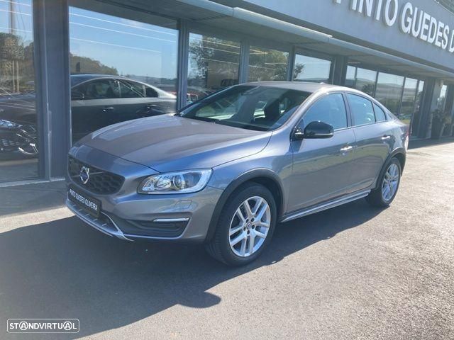 Volvo S60 Cross Country 2.0 D3 Pro Geartronic — photo 3