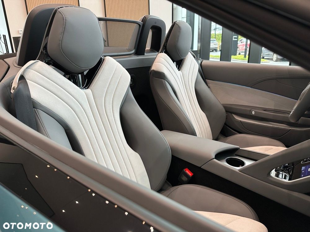 MG Cyberster 77kWh AWD Czarny Dach - 13