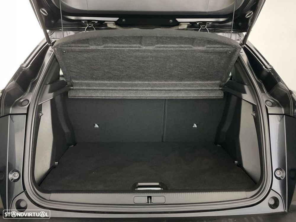Peugeot 2008 1.2 PureTech GT EAT8 - 13