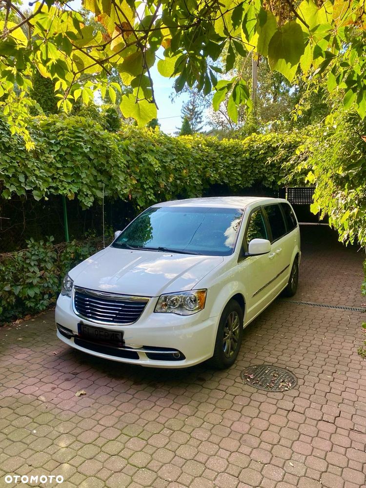 Chrysler Town & Country 3.6 Limited - 2